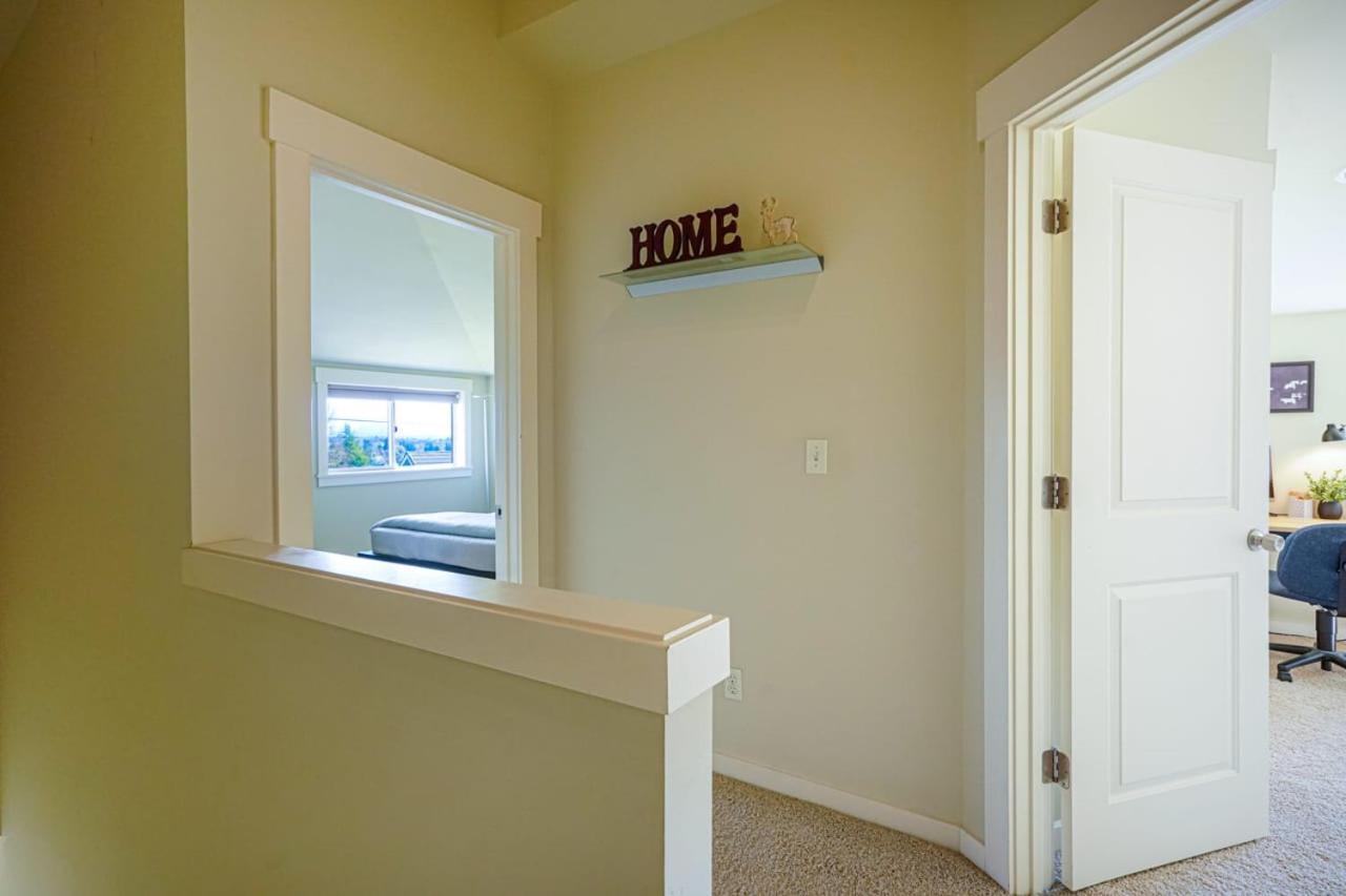 Stylish North Seattle Townhouse- Dual Master Suites מראה חיצוני תמונה